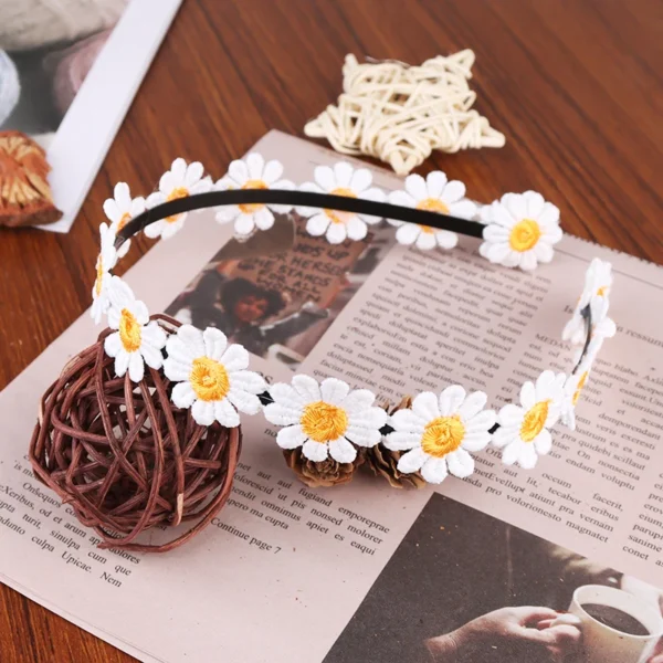 accessoire floral pour cheveux