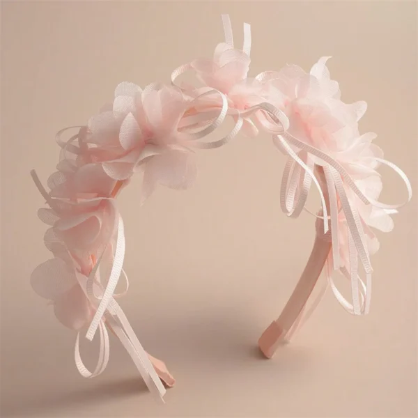 élégance cheveux papillon