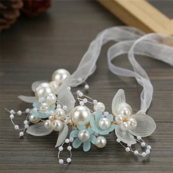Couronne fleurie pour cheveux