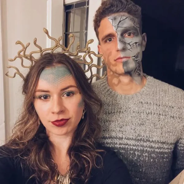 Serre Tête Medusa élégant