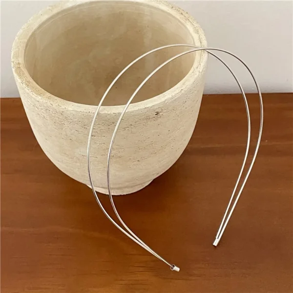 serre tete design élégant
